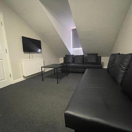 Mays Apartments - 102 Mill Street, Free Parking, 2 Minute Walk To Baltic Market And City Centre - Apartments Sleep 1-10 Guests 리버풀 외부 사진