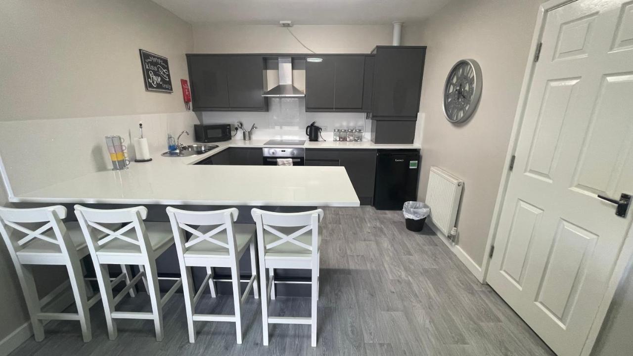 Mays Apartments - 102 Mill Street, Free Parking, 2 Minute Walk To Baltic Market And City Centre - Apartments Sleep 1-10 Guests 리버풀 외부 사진