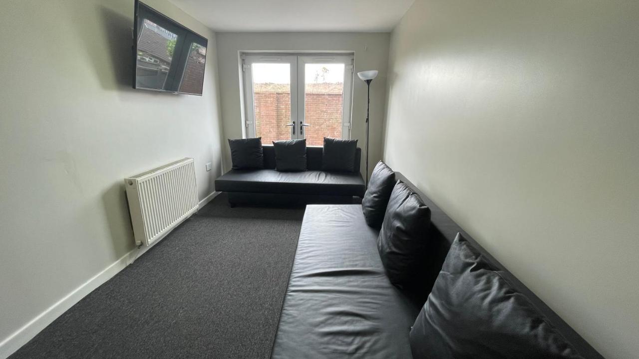 Mays Apartments - 102 Mill Street, Free Parking, 2 Minute Walk To Baltic Market And City Centre - Apartments Sleep 1-10 Guests 리버풀 외부 사진