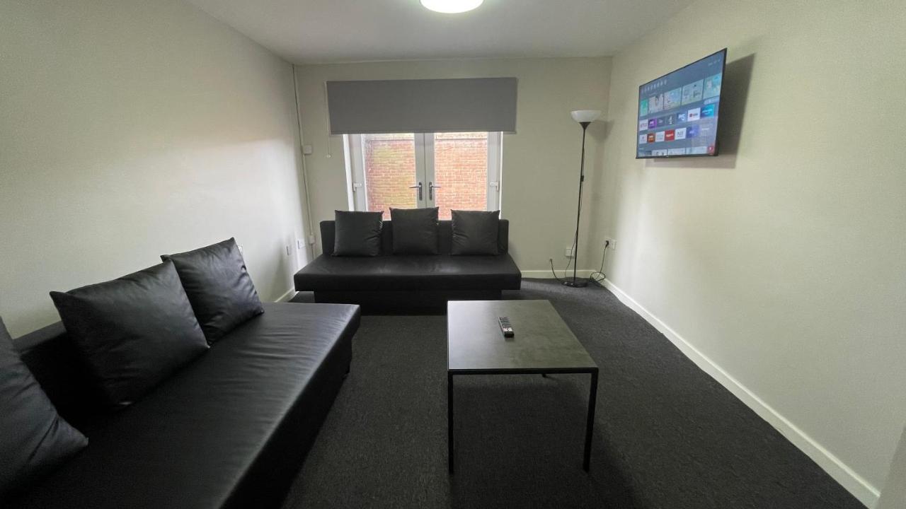 Mays Apartments - 102 Mill Street, Free Parking, 2 Minute Walk To Baltic Market And City Centre - Apartments Sleep 1-10 Guests 리버풀 외부 사진
