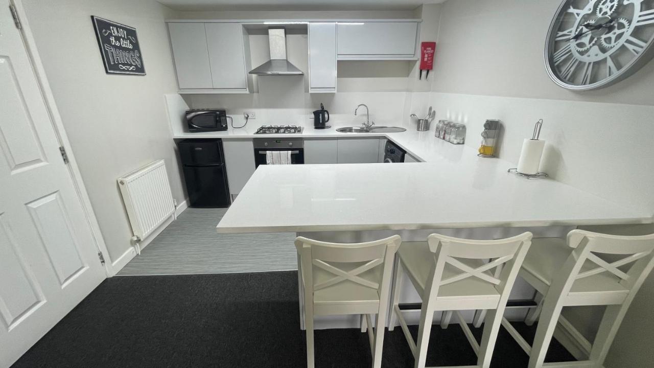 Mays Apartments - 102 Mill Street, Free Parking, 2 Minute Walk To Baltic Market And City Centre - Apartments Sleep 1-10 Guests 리버풀 외부 사진