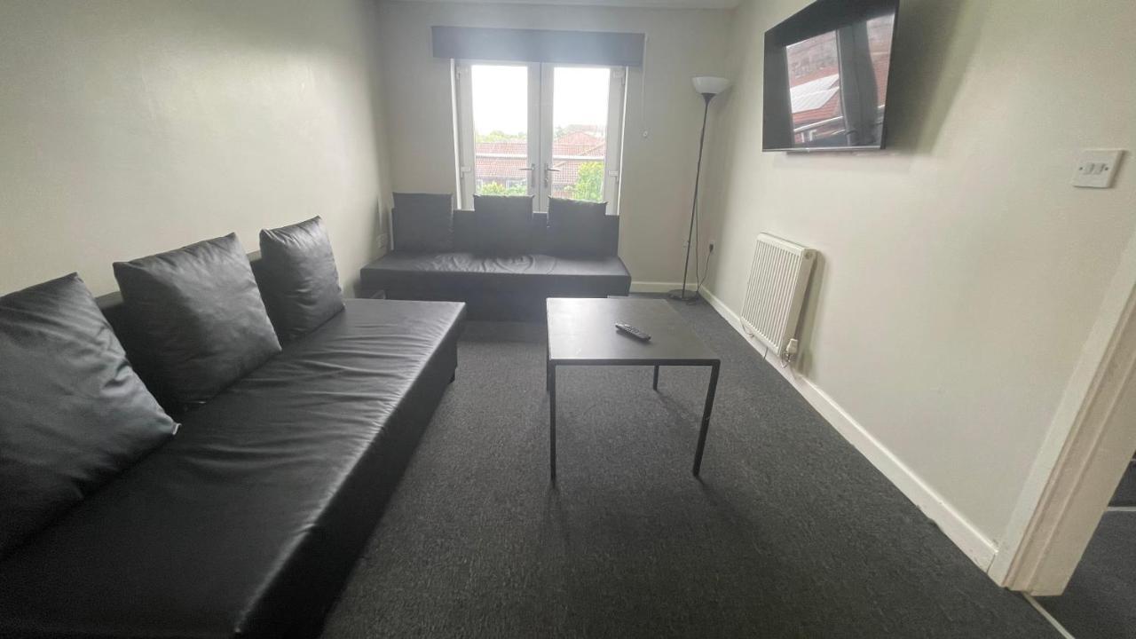 Mays Apartments - 102 Mill Street, Free Parking, 2 Minute Walk To Baltic Market And City Centre - Apartments Sleep 1-10 Guests 리버풀 외부 사진
