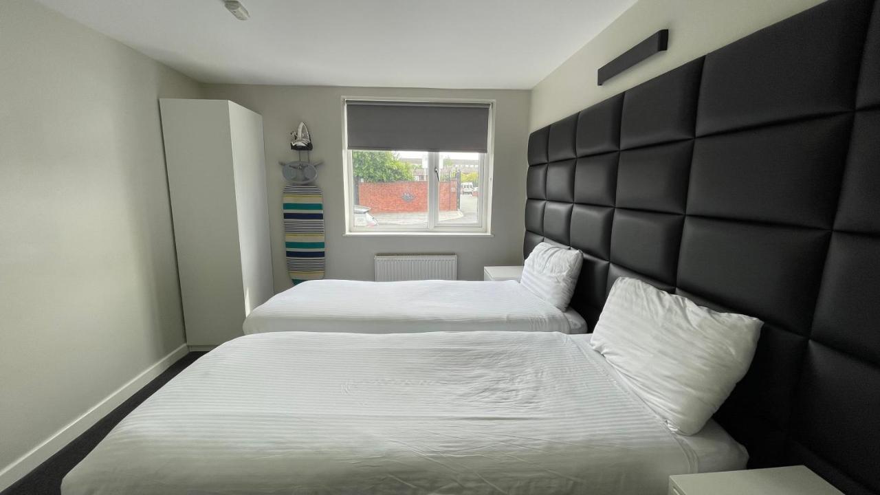 Mays Apartments - 102 Mill Street, Free Parking, 2 Minute Walk To Baltic Market And City Centre - Apartments Sleep 1-10 Guests 리버풀 외부 사진